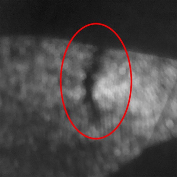 Neiman Marcus Black Cashmere Crewneck Sweater - Picture 5 of 5